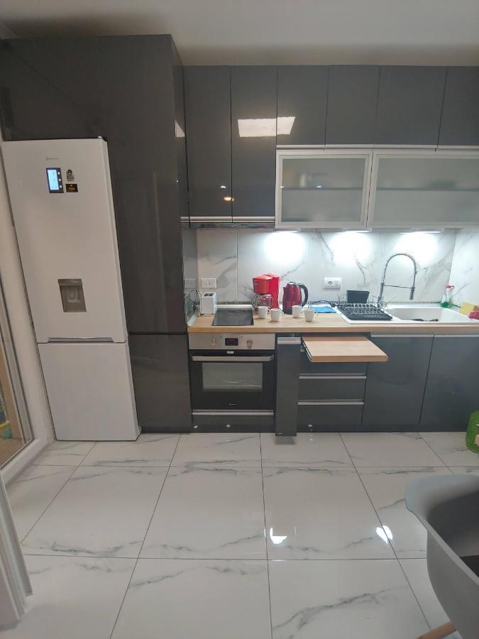 New!90Sqm10Minairport2Bedrooms Thessaloniki Exterior foto